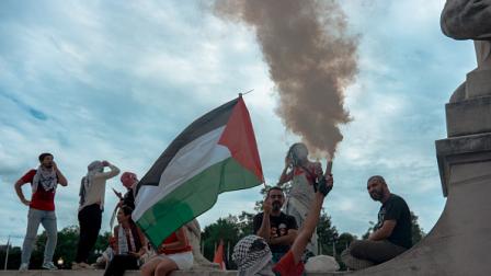 تظاهرة داعمة لفلسطين تزامناً مع خطاب نتنياهو أمام الكونغرس، 24 يوليو (حسين فاطمي/الأناضول)