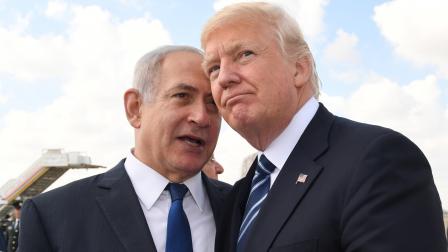 ترامب يلتقي نتنياهو خلال زيارة سابقة لإسرائيل، 23 مايو 2017 (Getty)